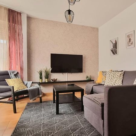 Apartamentos Ad บียานูเอบา เด อาโรซา ภายนอก รูปภาพ