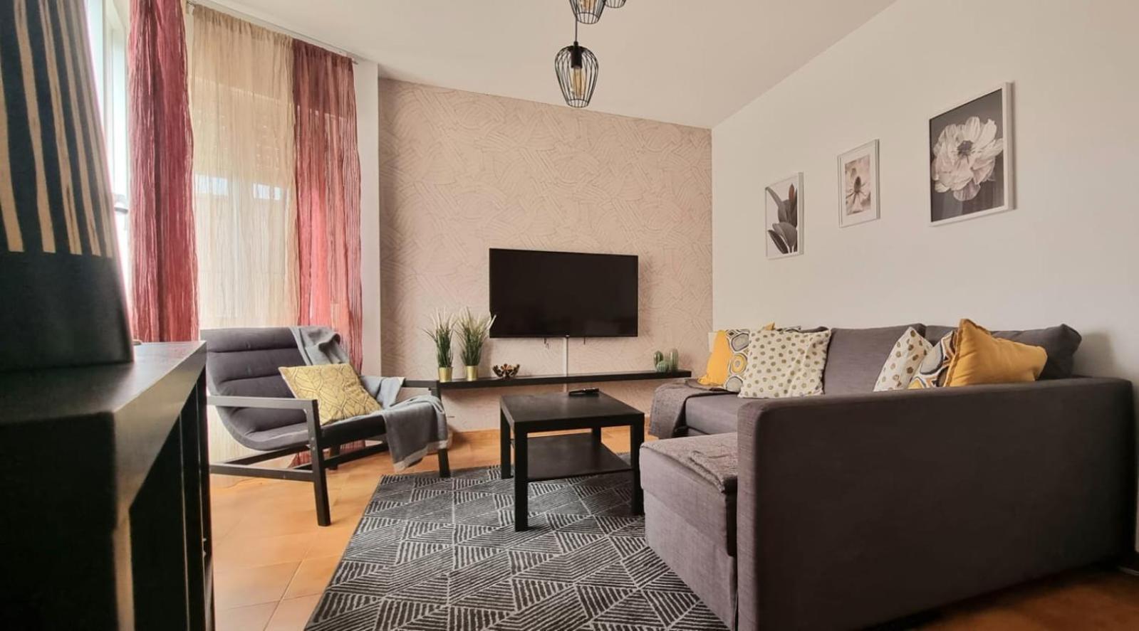 Apartamentos Ad บียานูเอบา เด อาโรซา ภายนอก รูปภาพ